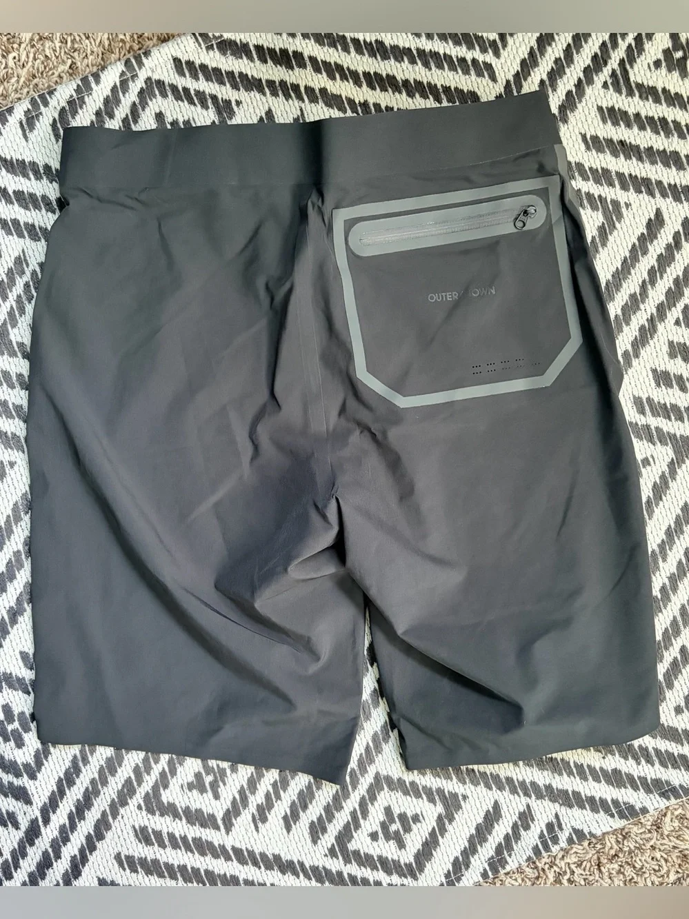 Outerknown Apex Trunks Men’s Size 28 Black Performance Board Shorts Surf Swim